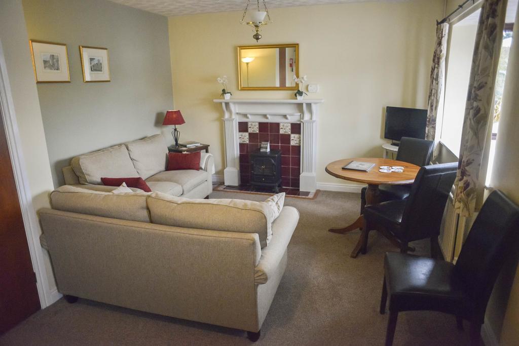 The Whitestonecliffe Inn サットン エクステリア 写真