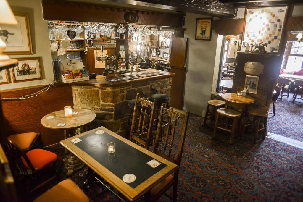 The Whitestonecliffe Inn サットン エクステリア 写真