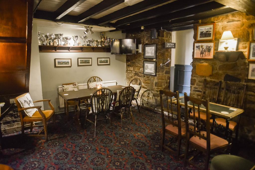 The Whitestonecliffe Inn サットン エクステリア 写真